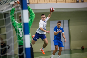 Mecz drugiej ligi piłki ręcznej mężczyzn: Grupa Azoty Unia II Tarnów - MOSiR Bochnia